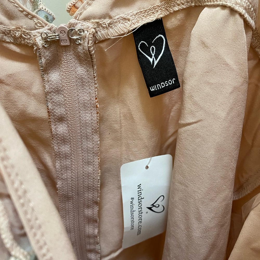 NWT WINDSOR M Peach Dress Floral - Picture 10 of 11